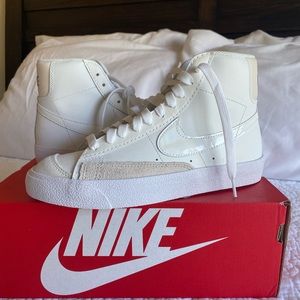 Nike blazer mid 77